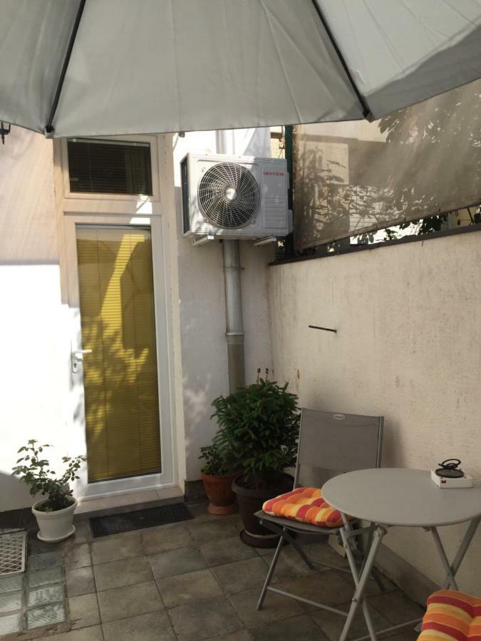 Crown Street Garden Studio Belgrado Buitenkant foto